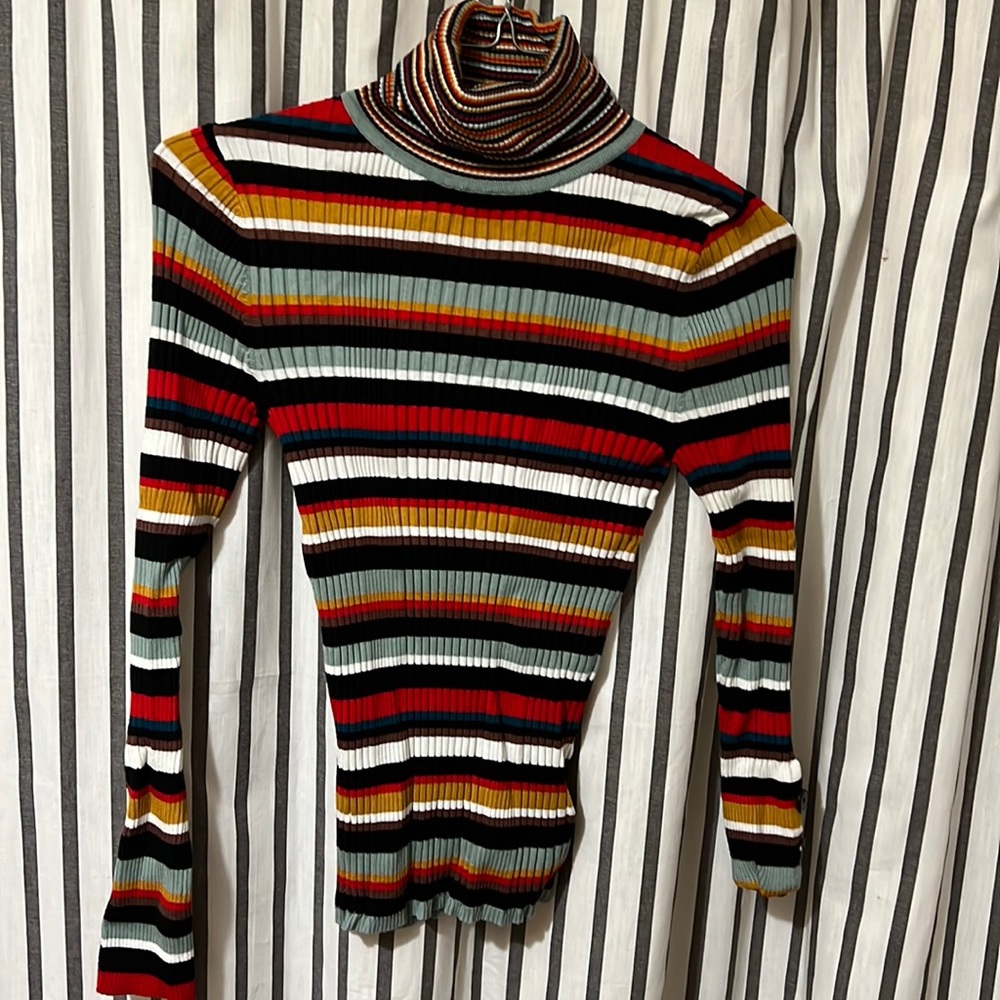 Moth by Anthropologie Multicolor Turtleneck (s)